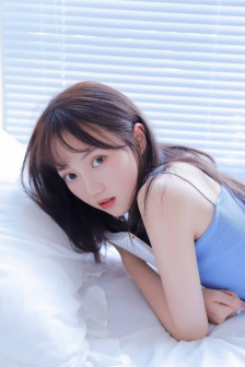 女同